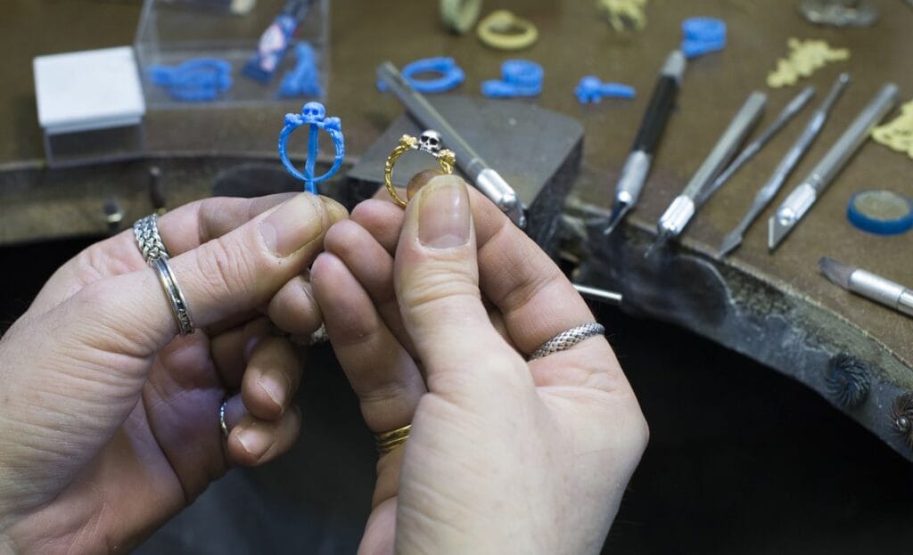 wax to metal jewelry